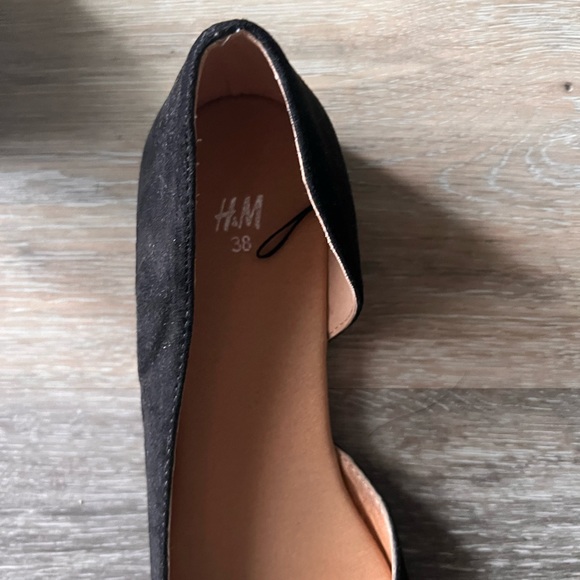 H&M black open toe flats - Picture 2 of 3